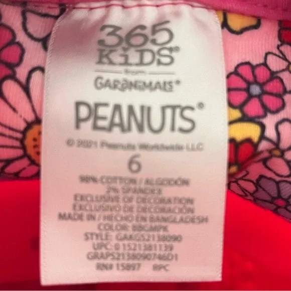Girls peanuts Jean jacket nwt size 6. The cutest jacket!! - Picture 3 of 4
